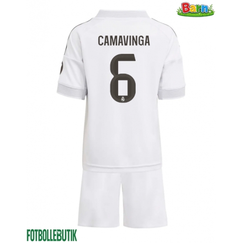 Real Madrid Eduardo Camavinga #6 Hemmaställ Barn 2025-26 Kortärmad (+ Korta byxor)